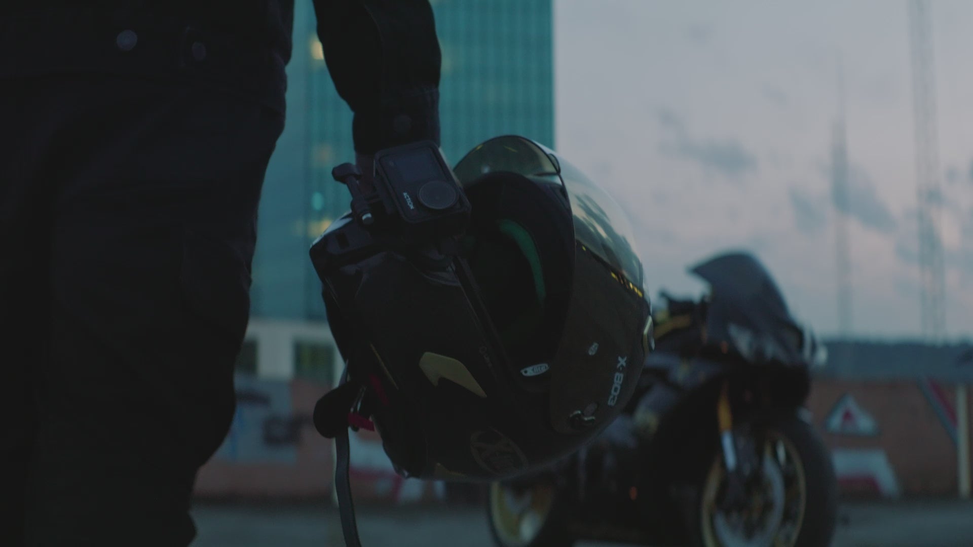 Load video: DJI Osmo Action 4